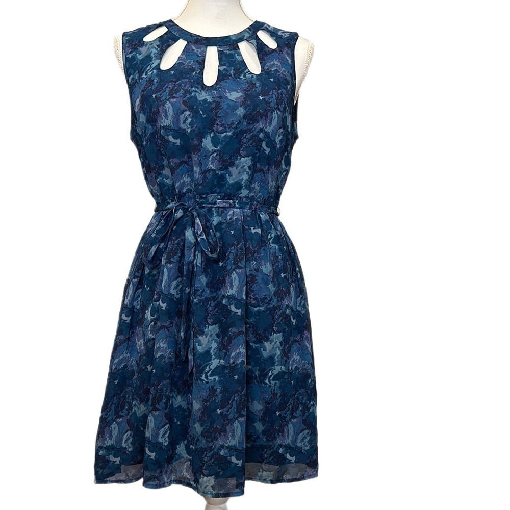 Forever 21 Blue Watercolor Print Align Dress Cutout Detail Neckline